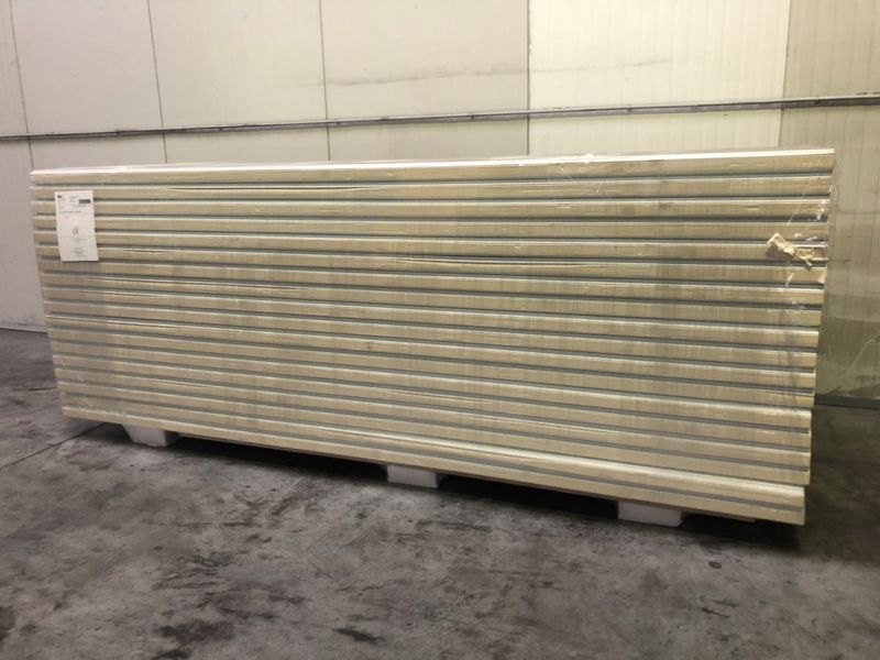 Sandwichpanelen 60 mm 18 lengtes 3000 mm (NCND600210)