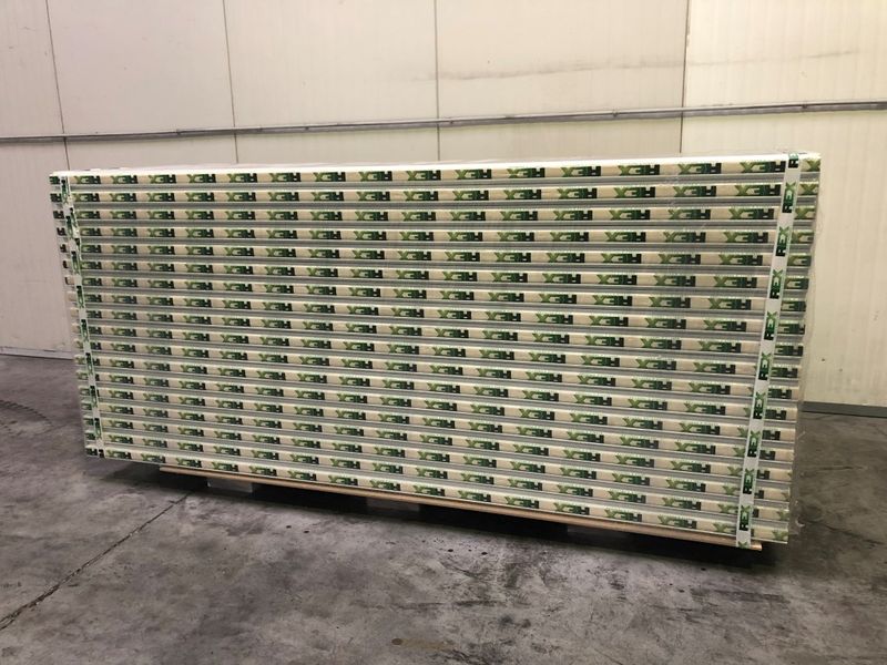 Sandwichpanelen 60 mm 18 lengtes 2500 mm (NCND600224)