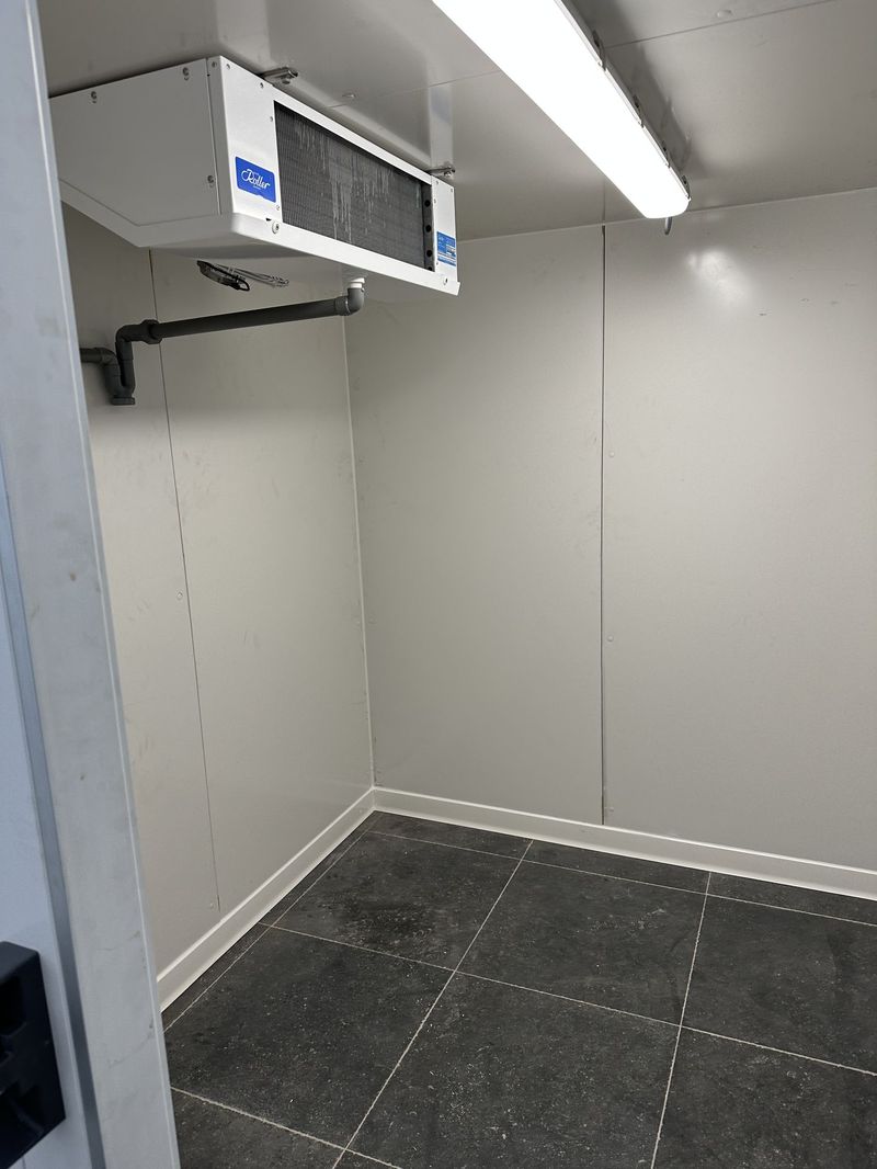 Koelcel zonder vloer Minibox 2100 x 2100 x 2020 (koelinstallatie inclus (NCO15) TWEEDEHANDS