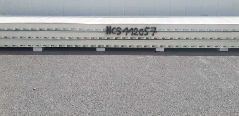 Sandwichpanelen 200 mm 1 lengte 12000 + 2 x 8000 mm  (NCS112057)