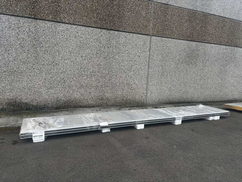 Sandwichpanelen VB 60 mm 2 lengtes 6000 mm  (NCS112550)