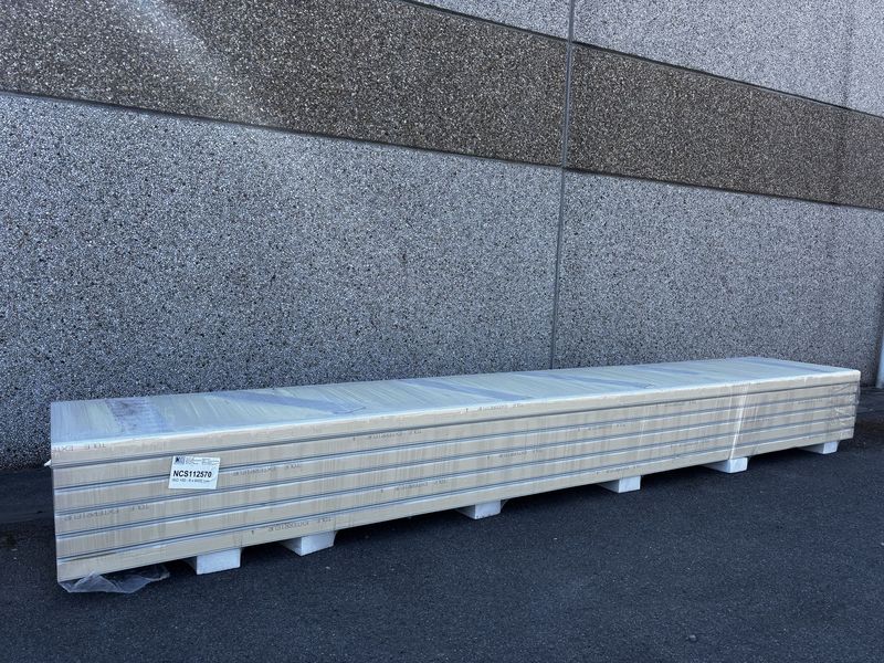 Sandwichpanelen 100 mm 6 lengtes 6000 mm  (NCS112570)