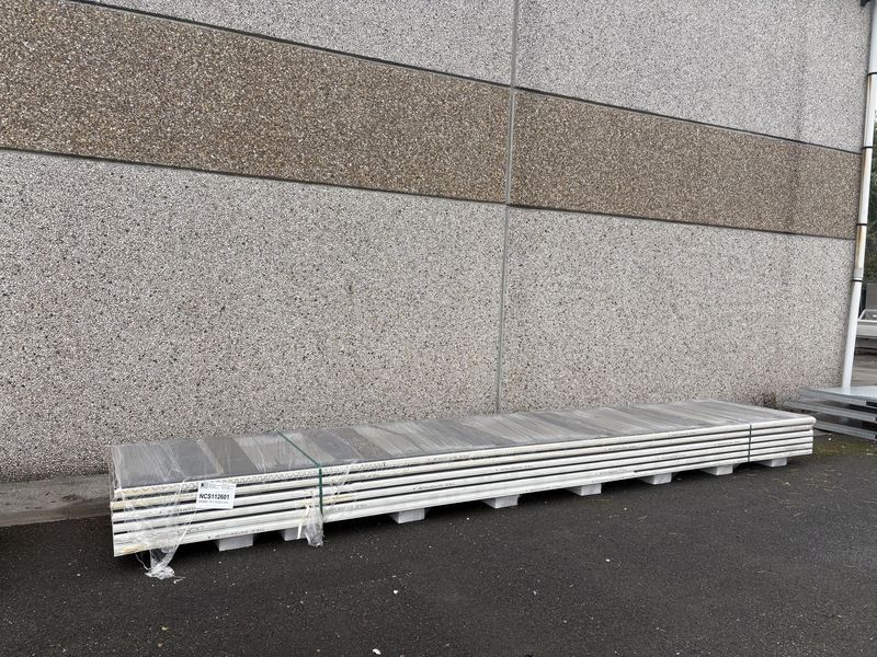 Sandwichpanelen 60 mm 6 lengtes 6000 mm (NCS112601)