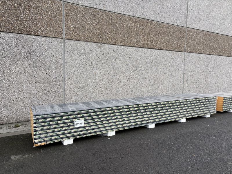 Sandwichpanelen VB 80 mm 8 lengtes 6000 mm  (NCS112605)