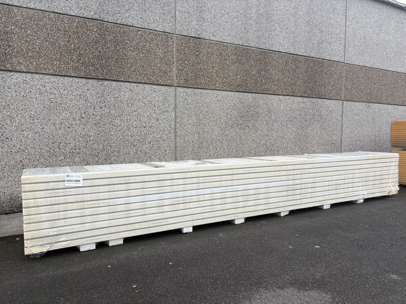 Sandwichpanelen 100 mm 10 lengtes 8000 mm  (NCS112609)