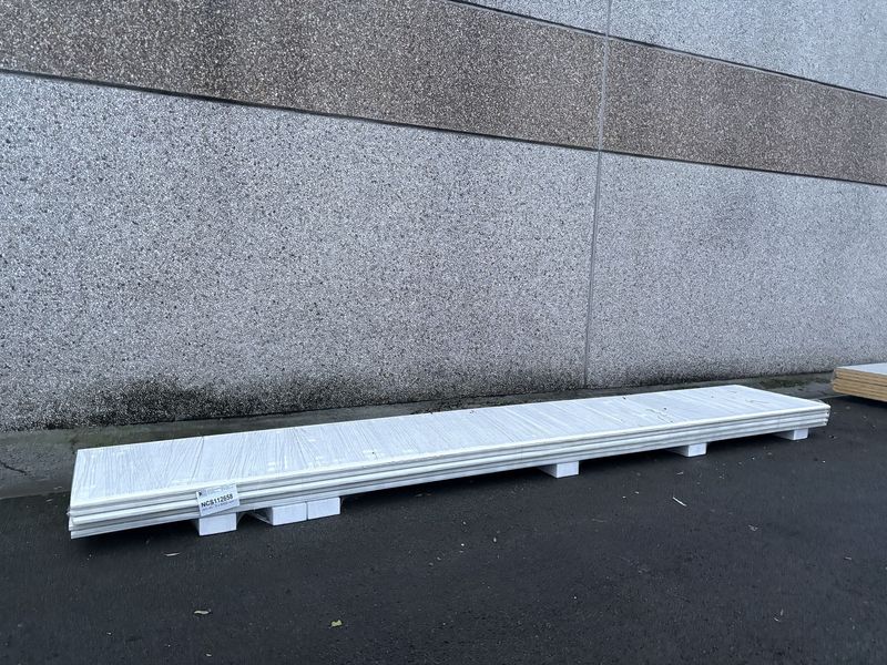 Panneaux isolants 40 mm 5 longueurs 6000 mm (NCS112658)