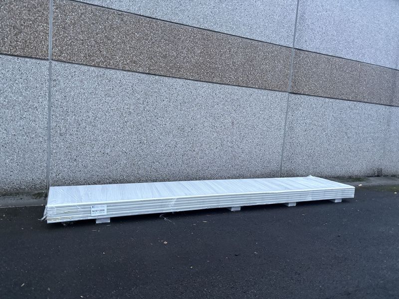 Sandwichpanelen 40 mm 6 lengtes 6000 mm (NCS112659)
