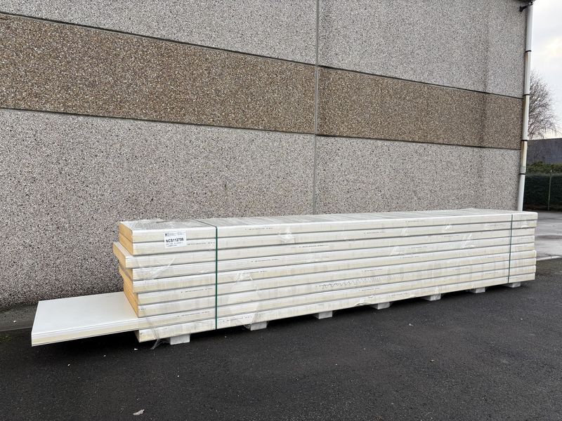 Sandwichpanelen 120 mm 8 x 6000 + 1 x 6860 mm (NCS112706)
