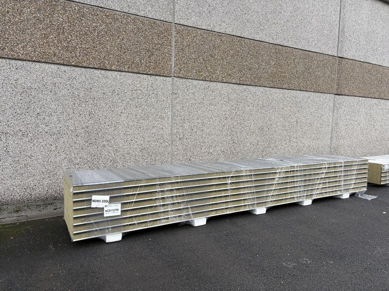 Panneaux isolants laine de roche 100 mm 7 longueurs 6000 mm (NCS112709)