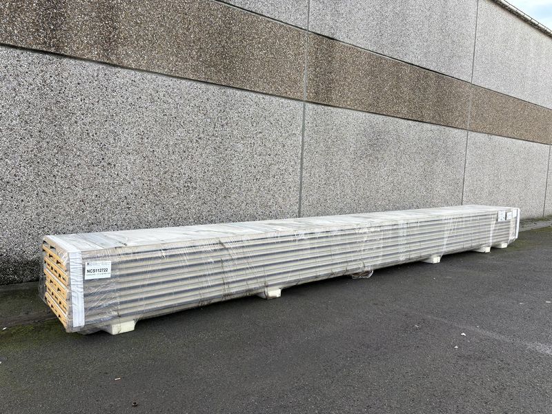 Isolatiedakpanelen DAK3 40 mm RAL 7016 / 9002 - 11 lengtes 8740 mm (NCS112722)