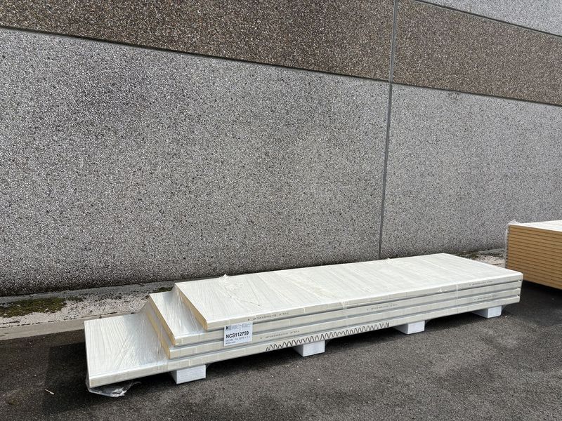 Sandwichpanelen 80 mm 3 x 3270 + 1 x 4000 mm (NCS112759)
