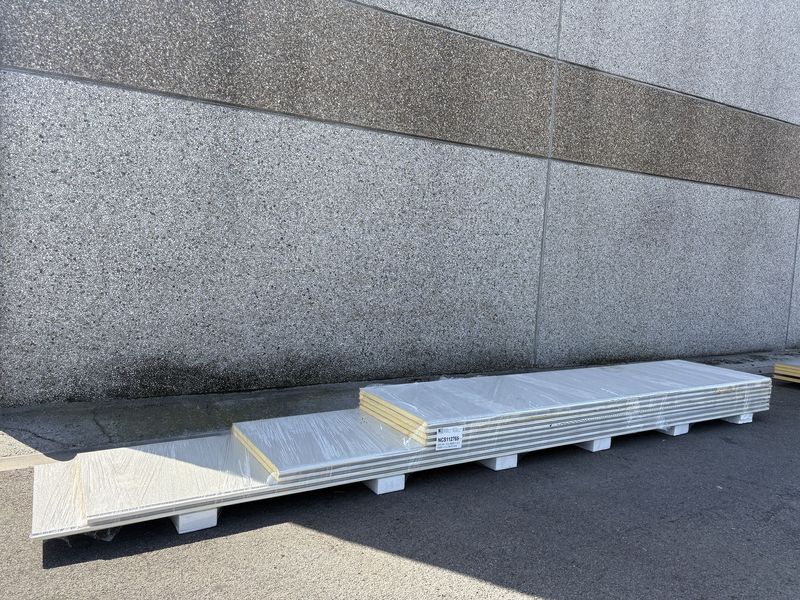 Sandwichpanelen 40 mm 4 x 4000 + 2 x 5000 + 2 x 5950 mm (NCS112765)