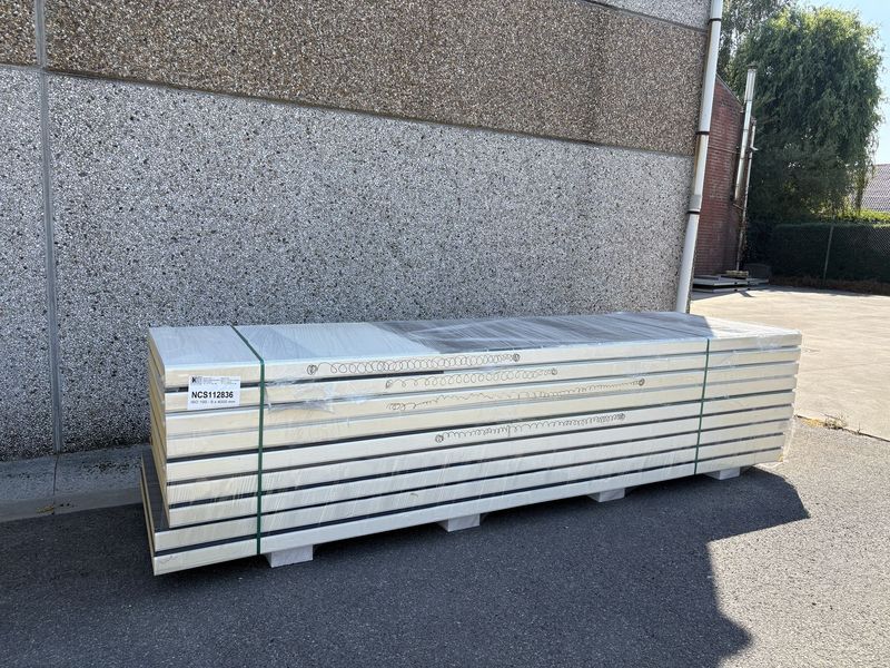 Sandwichpanelen 100 mm 9 x 4000 mm (NCS112836)