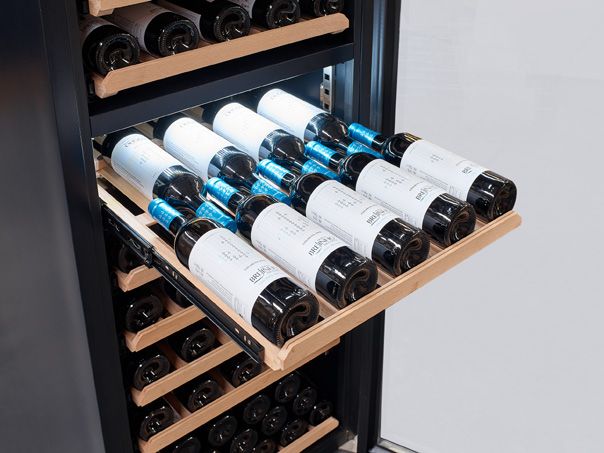 Pourquoi acheter une armoire à vin? - NomaCool